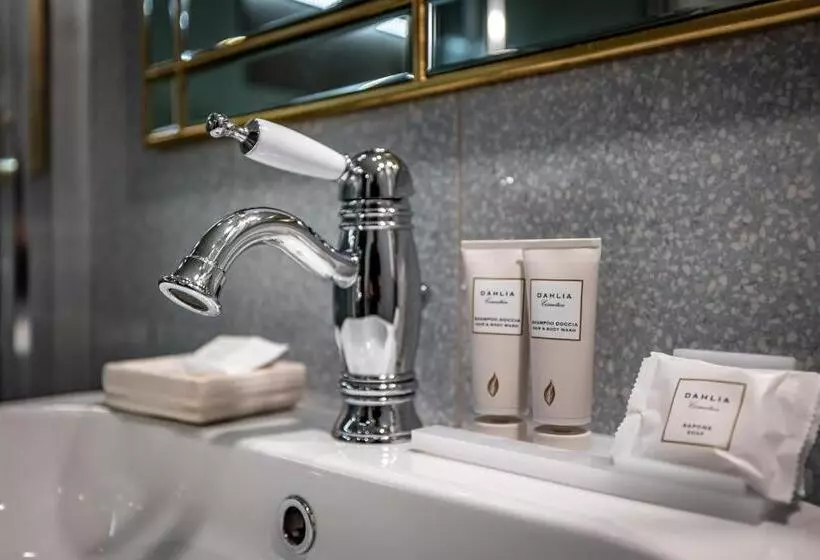 هتل La Scaletta Al Ponte Vecchio