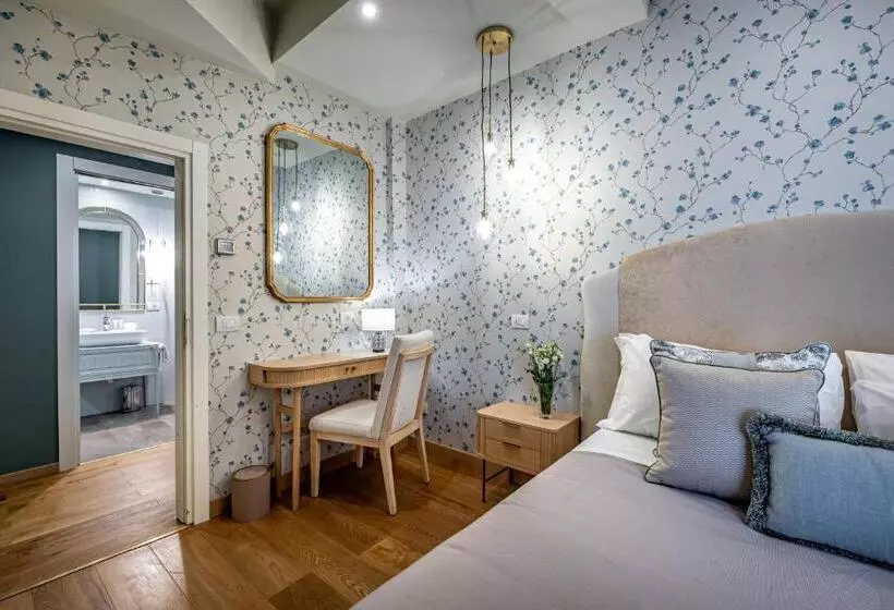 هتل La Scaletta Al Ponte Vecchio