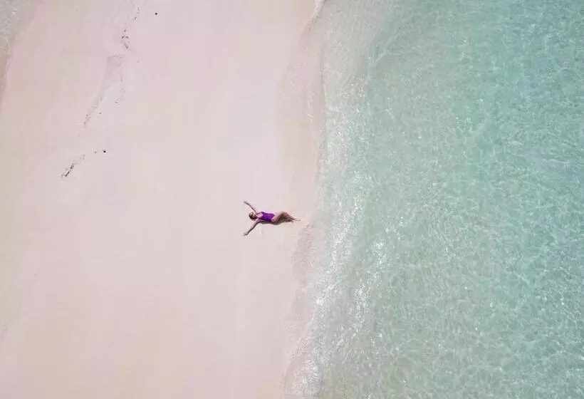 پانسیون White Sand Dhigurah