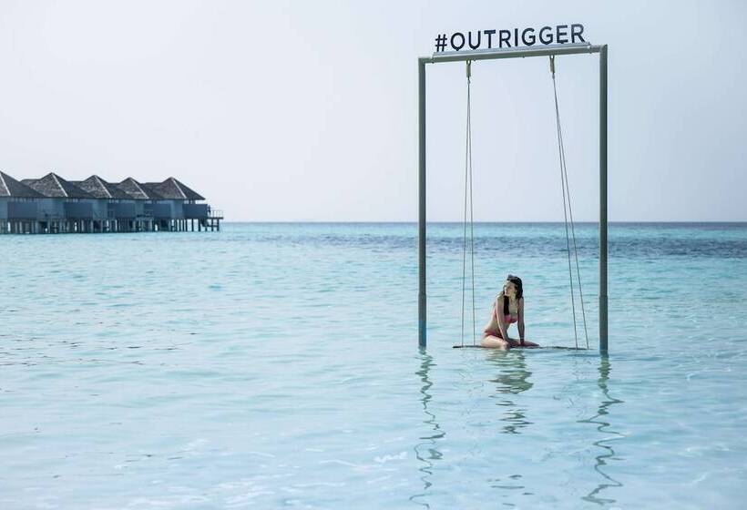 هتل Outrigger Maldives Maafushivaru Resort