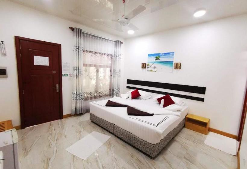 پانسیون Summer Inn Thoddoo