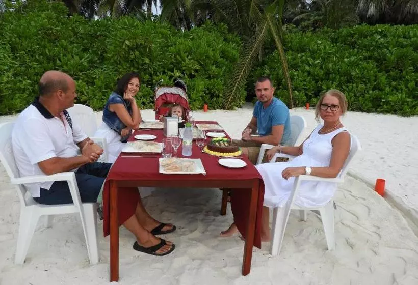 Pensió Summer Inn Thoddoo