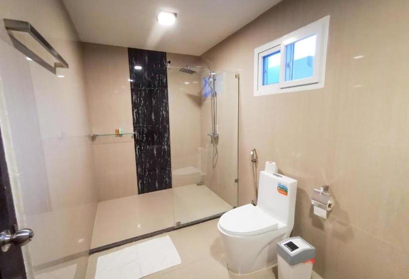 پانسیون Summer Inn Thoddoo