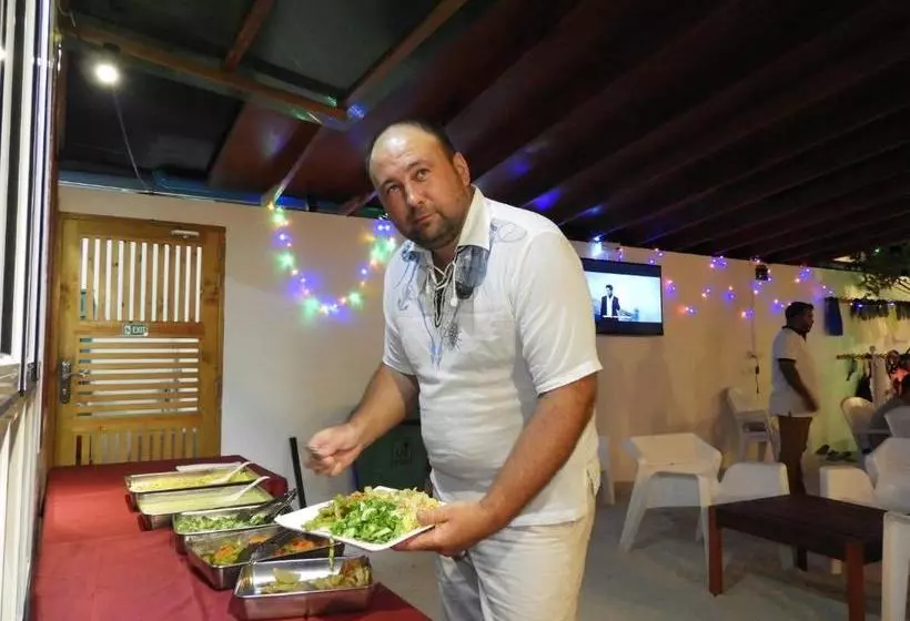 Pensió Summer Inn Thoddoo