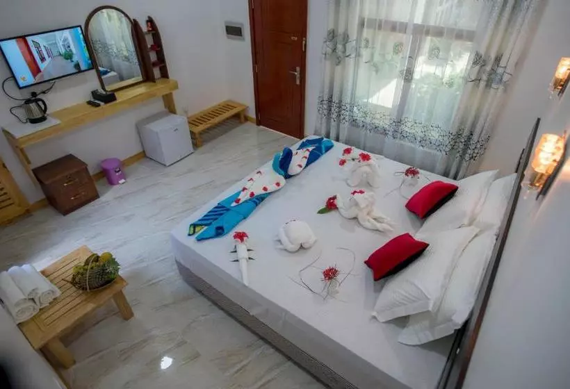 Pensió Summer Inn Thoddoo