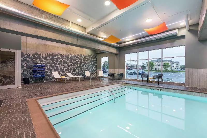 هتل Hampton Inn & Suites Charlottetown