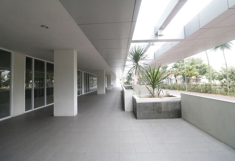 پانسیون Reddoorz Apartment Near Summarecon Mall Serpong