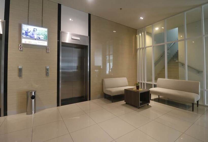 پانسیون Reddoorz Apartment Near Summarecon Mall Serpong