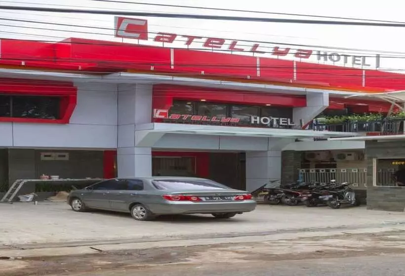 Majatalo Reddoorz Near Istana Plaza 2