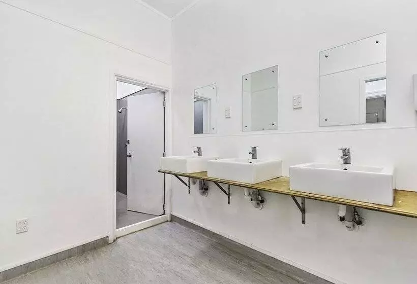 ホテル Queen Street Backpackers