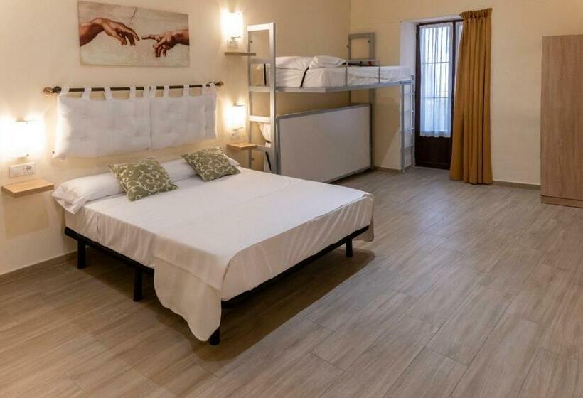 پانسیون Puerta De La Luna