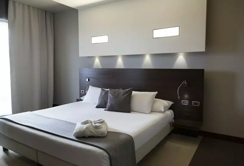 酒店 Selene Pomezia