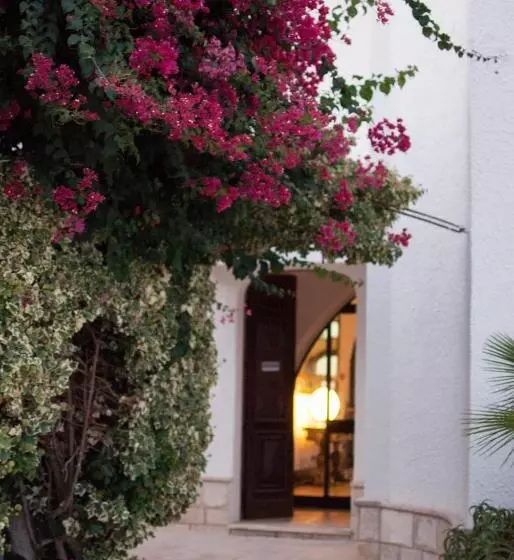 ホテル Leone De Castris Wine