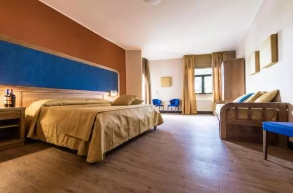 ホテル Leone De Castris Wine