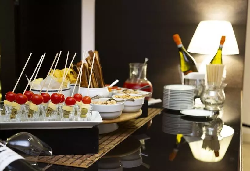 酒店 Selene Pomezia