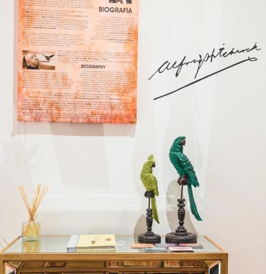 Pensión Boutique Caravan Cinema