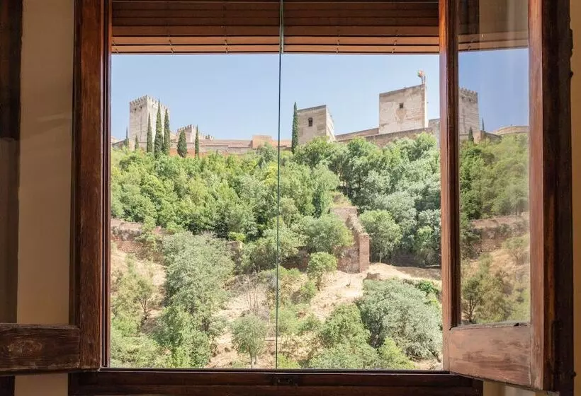 Alhambra Sonder Apartments