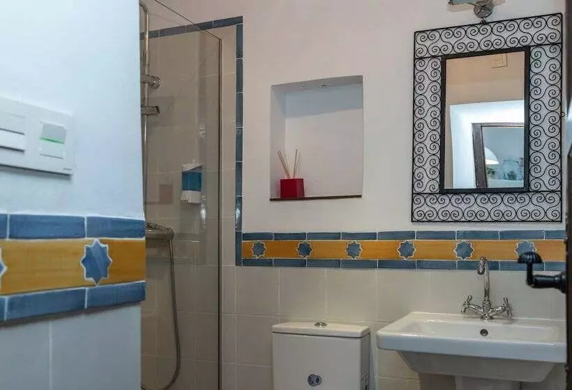 Alhambra Sonder Apartments