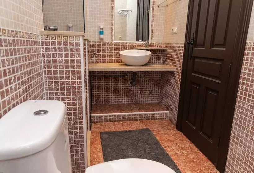 Alhambra Sonder Apartments