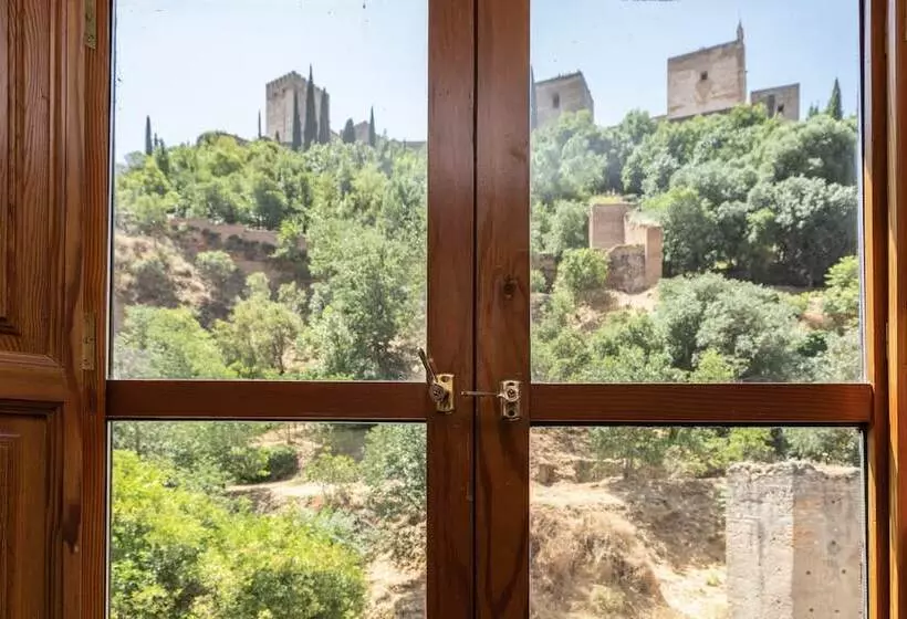 Alhambra Sonder Apartments