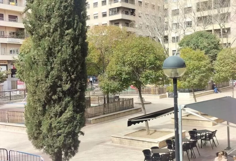 Hostal Albero By Gaiarooms