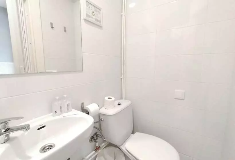 Hostal Albero By Gaiarooms