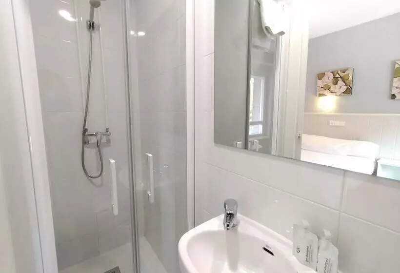 Hostal Albero By Gaiarooms