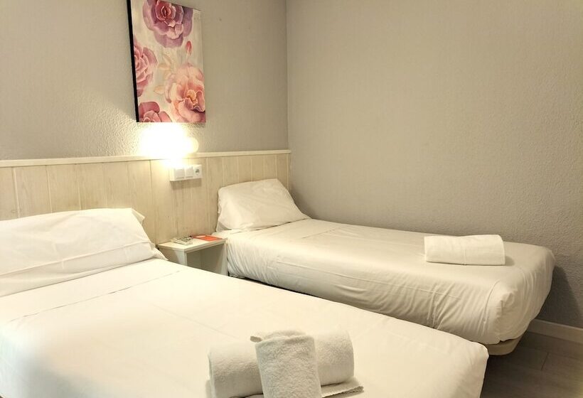 Hostal Albero By Gaiarooms