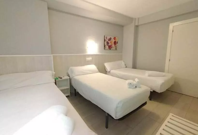 Hostal Albero By Gaiarooms