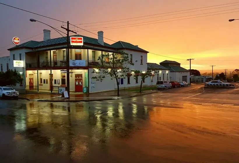 ホテル Orbost Club