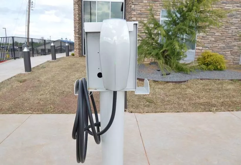 ホテル Best Western Plus Executive Residency Oklahoma City I35