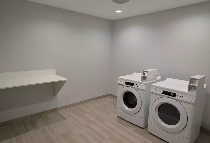 ホテル Best Western Plus Executive Residency Oklahoma City I35