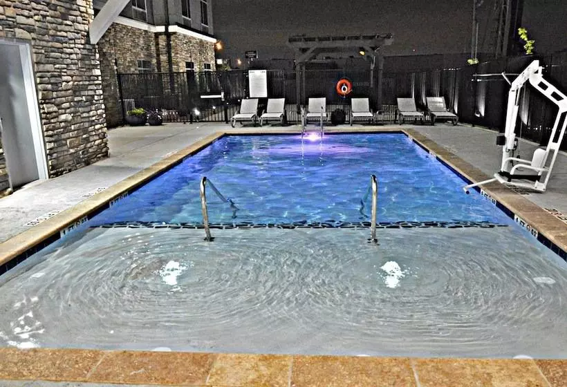 ホテル Best Western Plus Executive Residency Oklahoma City I35