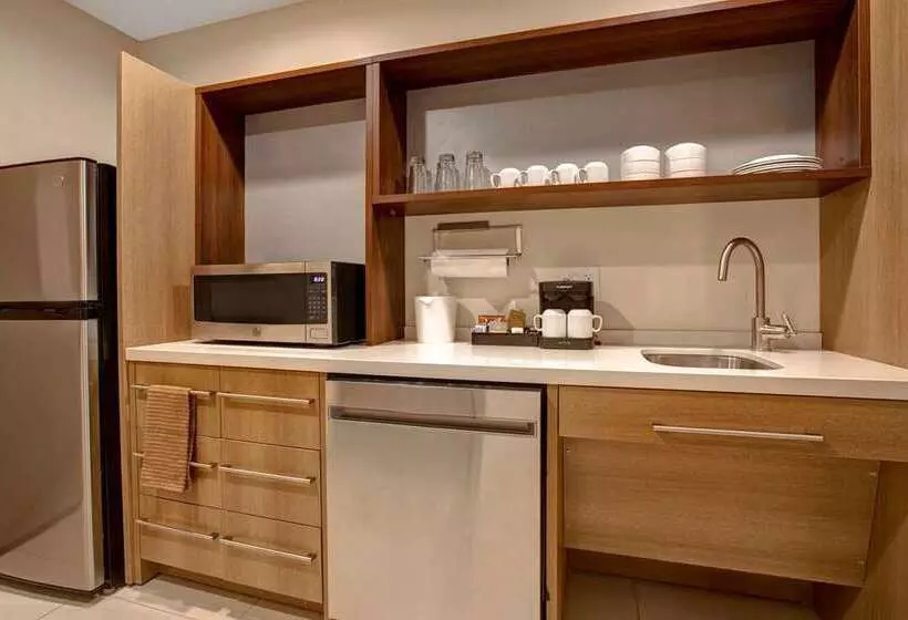 هتل Home2 Suites By Hilton Loves Park Rockford