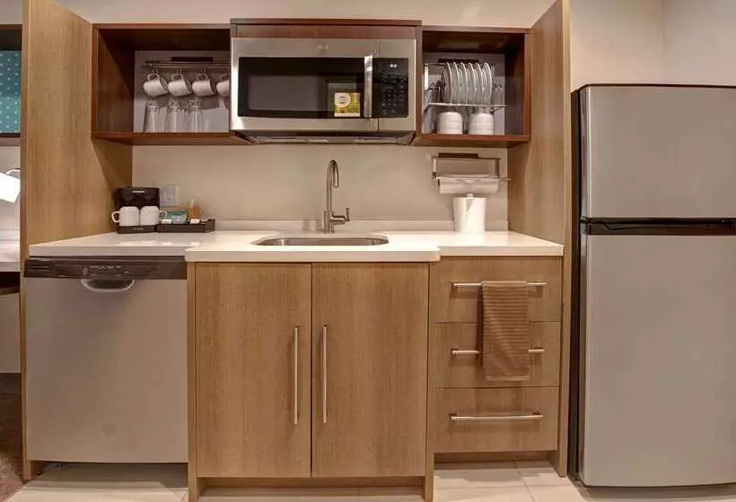 هتل Home2 Suites By Hilton Loves Park Rockford