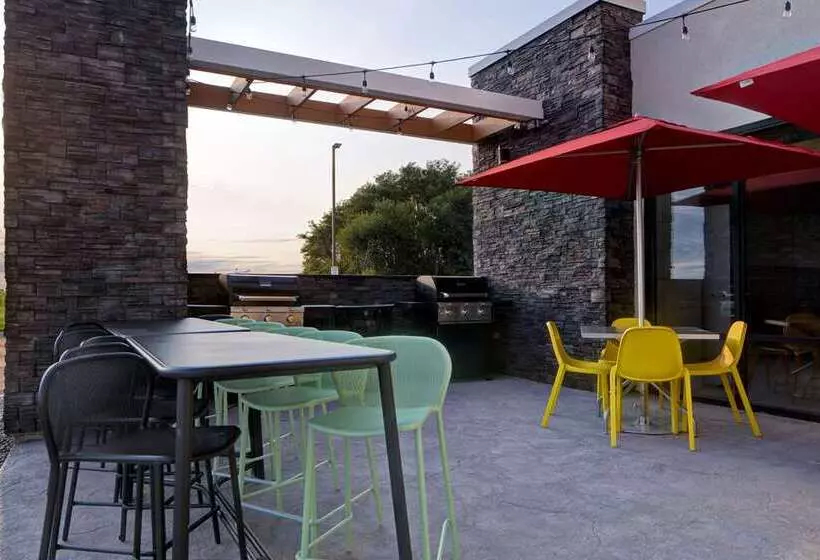 هتل Home2 Suites By Hilton Loves Park Rockford