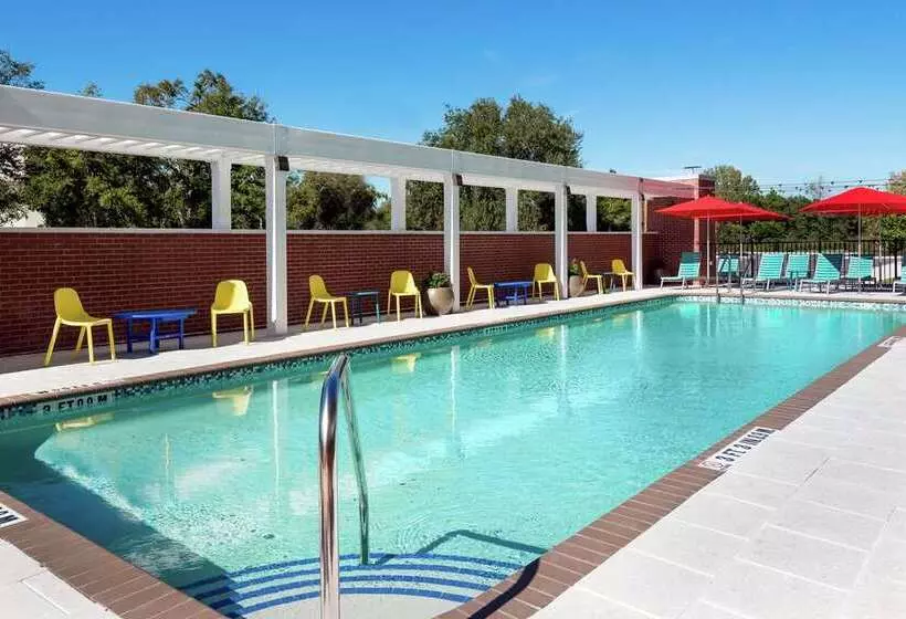 هتل Home2 Suites By Hilton Orlando Near Ucf