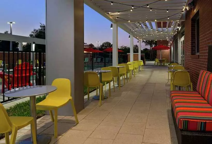 هتل Home2 Suites By Hilton Orlando Near Ucf