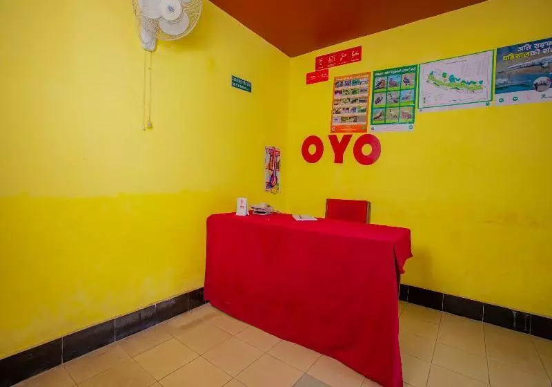 هتل Jungle Nepal Resort By Oyo Rooms