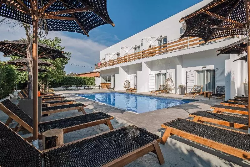 Hotelli Olive Grove Suites Boutique