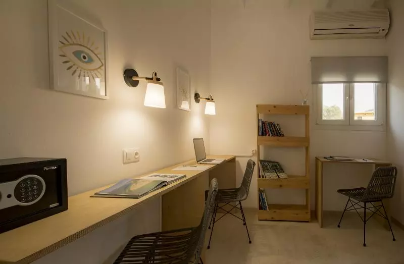 Hotelli Olive Grove Suites Boutique
