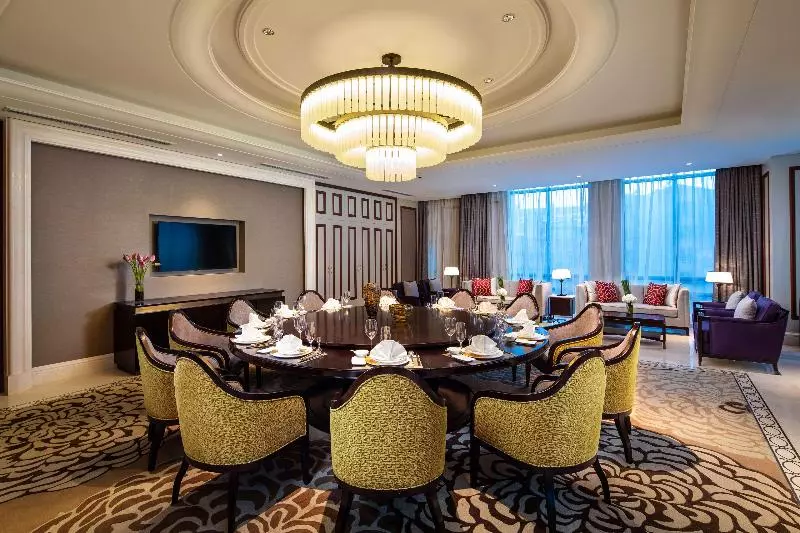 Hotelli Ramada Plaza Wuhan Huangpi
