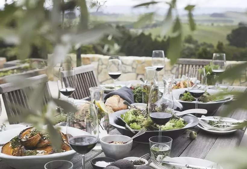 Hotelli Te Arai Lodge