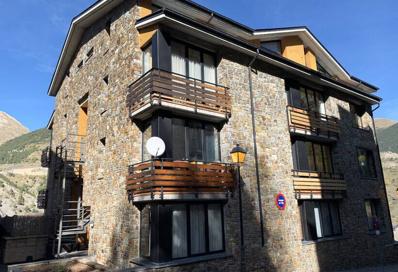 Apartamentos Canillo Ribagrossa 3000
