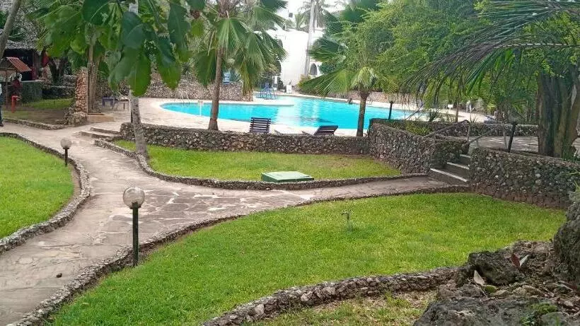 هتل Kaskazi Beach