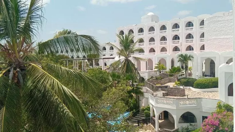 هتل Kaskazi Beach