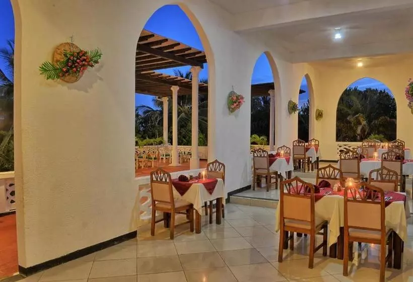 هتل Kaskazi Beach