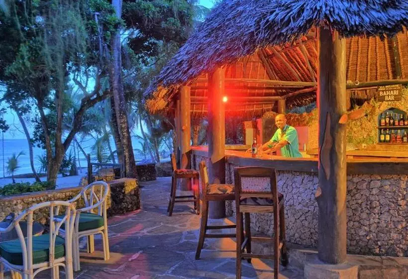 هتل Kaskazi Beach