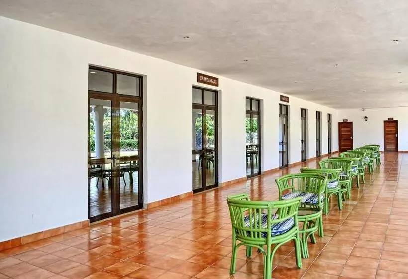 هتل Kaskazi Beach