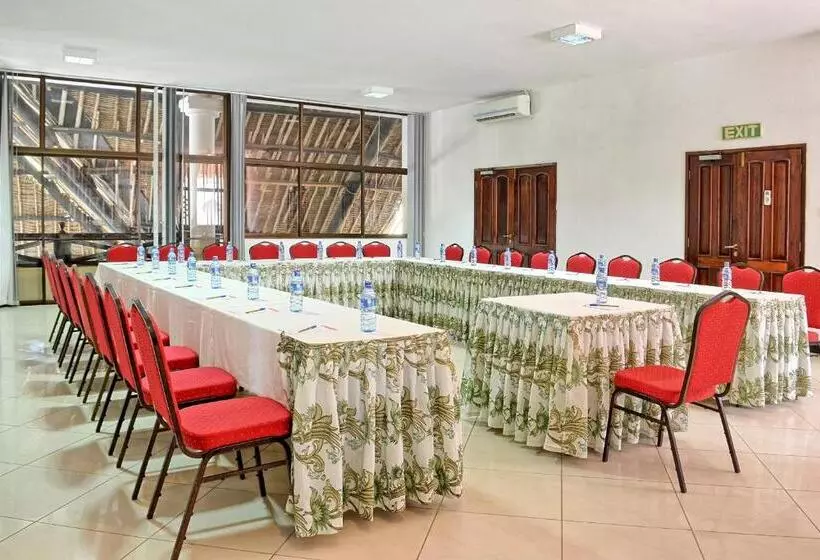 هتل Kaskazi Beach